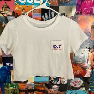 vineyard vines cropped USA tee